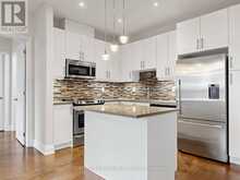 512 - 15277 YONGE STREET | Aurora Ontario | Slide Image One