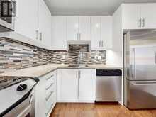 512 - 15277 YONGE STREET | Aurora Ontario | Slide Image Three