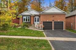 14 BLOXHAM PLACE | Barrie Ontario | Slide Image One