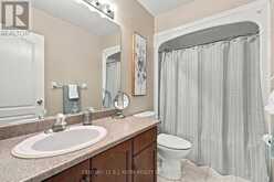 14 BLOXHAM PLACE | Barrie Ontario | Slide Image Thirty-three