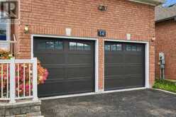 14 BLOXHAM PLACE | Barrie Ontario | Slide Image Three