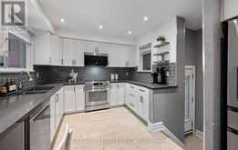 136 PRINCE GEORGE DRIVE | Toronto Ontario | Slide Image Twelve