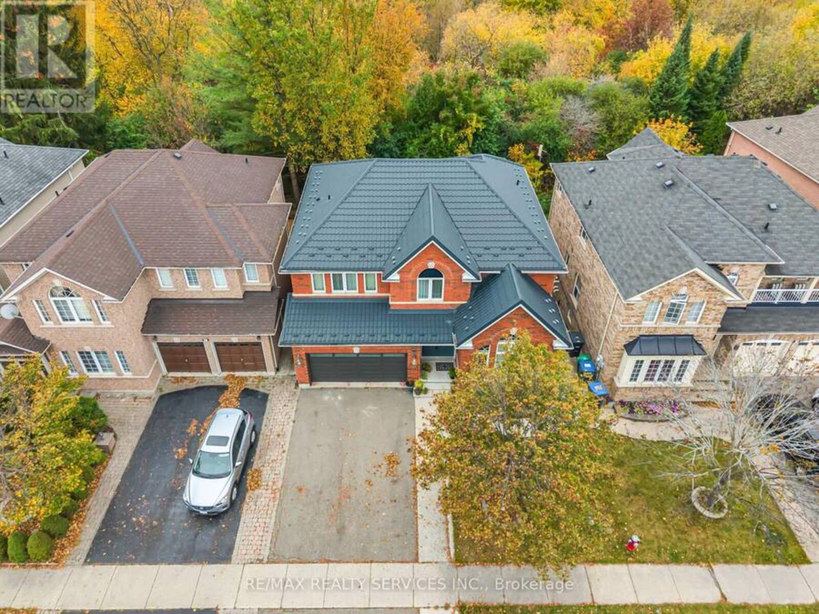 82 DUNVEGAN CRESCENT, Brampton, Ontario L7A 3L4