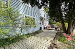 1 JOHN AVENUE | Paris Ontario | Slide Image Thirty-eight
