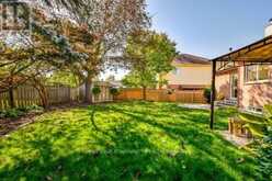5 LOFTHOUSE DRIVE | Whitby Ontario | Slide Image Thirty-four