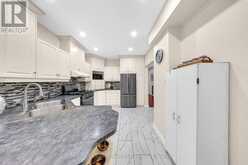 592A DANFORTH ROAD | Toronto Ontario | Slide Image Nine