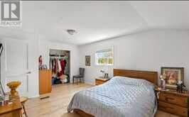 1052 GLENGROVE AVENUE | Toronto Ontario | Slide Image Six
