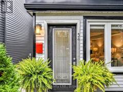 54 ARUNDEL AVENUE Toronto Ontario, M4K 3A4