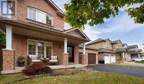 378 SPRUCE GROVE CRESCENT | Newmarket Ontario | Slide Image Two