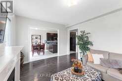 211 RAY SNOW BOULEVARD | Newmarket Ontario | Slide Image Twelve