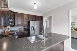 211 RAY SNOW BOULEVARD | Newmarket Ontario | Slide Image Seventeen