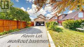 416 BARTHOLOMEW DRIVE | Newmarket Ontario | Slide Image Two
