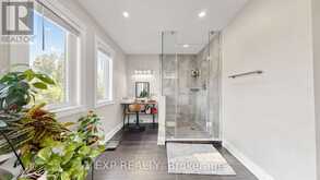 416 BARTHOLOMEW DRIVE | Newmarket Ontario | Slide Image Seventeen