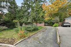 1340 MOUNTAIN GROVE AVENUE | Burlington Ontario | Slide Image Forty-one