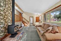 1340 MOUNTAIN GROVE AVENUE | Burlington Ontario | Slide Image Eight