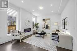 1382 QUEENS PLATE ROAD | Oakville Ontario | Slide Image Fifteen