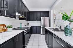 6631 CROPP STREET | Niagara Falls Ontario | Slide Image Eight