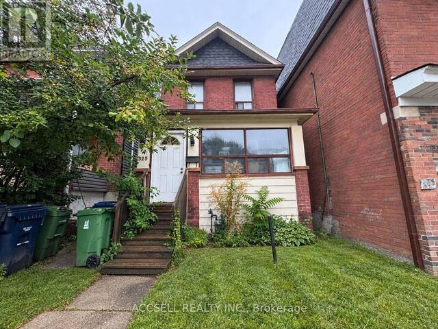 325 GREENWOOD AVENUE Toronto Ontario, M4L 2R6 - 3 Bedrooms Home For Sale