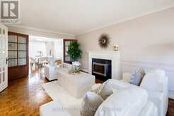 35 YELLOW PINE CRESCENT | Vaughan Ontario | Slide Image Six
