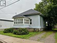 81 DURHAM STREET W | Lindsay Ontario | Slide Image Four