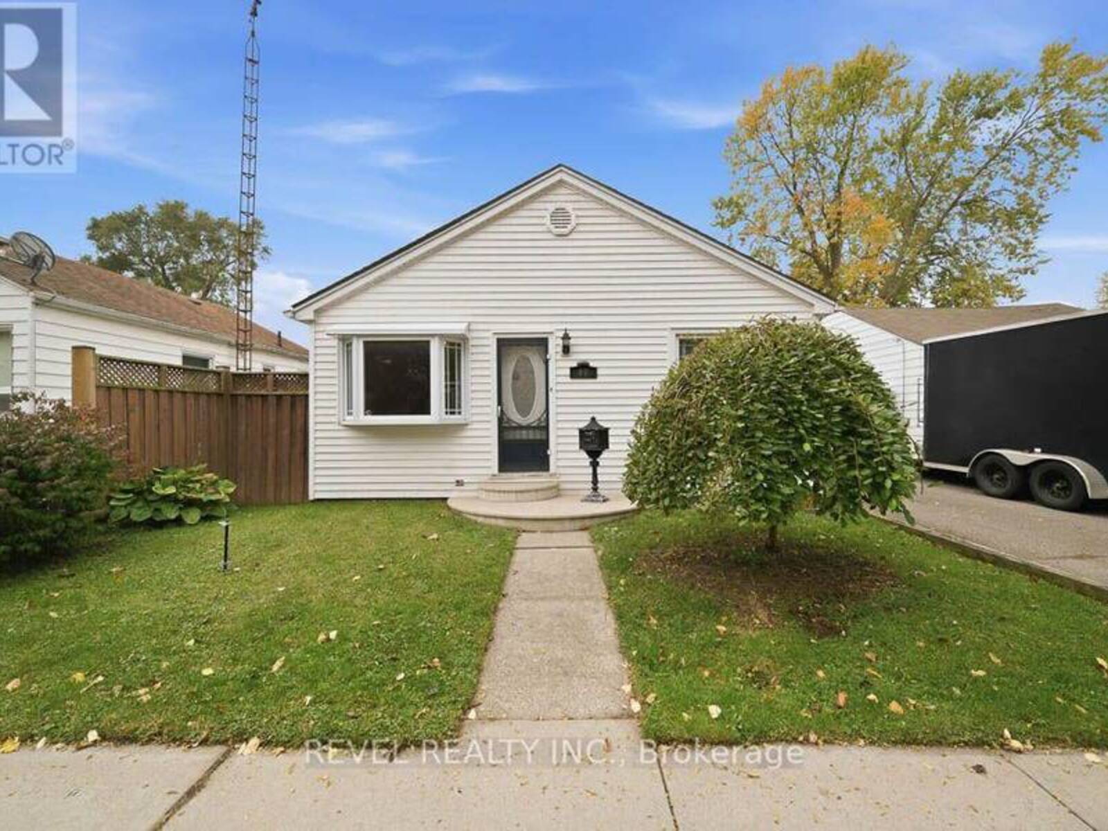 69 SIXTH AVENUE, Brantford, Ontario N3S 1A8