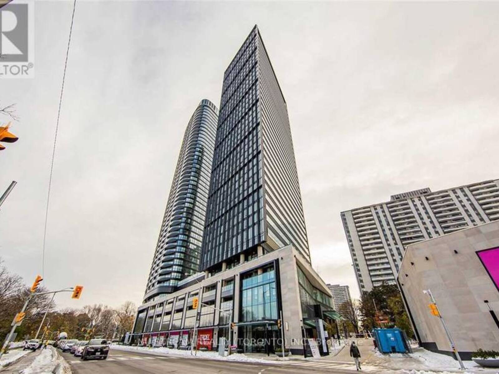 3203 - 575 BLOOR STREET E, Toronto, Ontario M4X 0B2