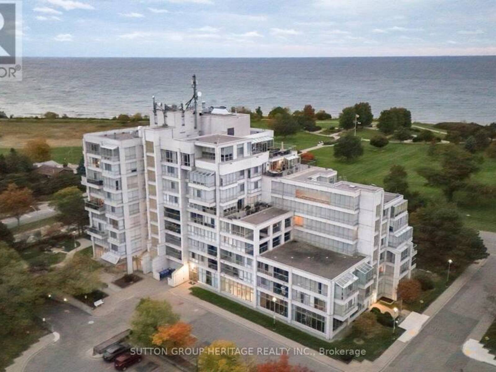 208 - 45 CUMBERLAND LANE, Ajax, Ontario L1S 7K3