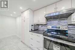 511 - 5 WELDRICK ROAD W | Richmond Hill Ontario | Slide Image Thirty