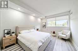 511 - 5 WELDRICK ROAD W | Richmond Hill Ontario | Slide Image Seven