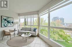 511 - 5 WELDRICK ROAD W | Richmond Hill Ontario | Slide Image Eight