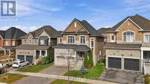 28 VIVIAN CREEK ROAD | East Gwillimbury Ontario | Slide Image Two