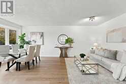 21 GLASS DRIVE | Aurora Ontario | Slide Image Five