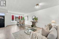 21 GLASS DRIVE | Aurora Ontario | Slide Image Six