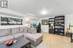 21 GLASS DRIVE | Aurora Ontario | Slide Image Twenty-seven