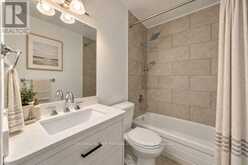 21 GLASS DRIVE | Aurora Ontario | Slide Image Nineteen
