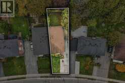 21 GLASS DRIVE | Aurora Ontario | Slide Image Thirty-eight