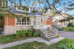 90 BEDFORD PARK AVENUE | Richmond Hill Ontario | Slide Image Three
