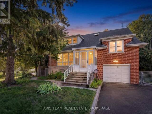 90 BEDFORD PARK AVENUE Richmond Hill Ontario, L4C 2N8 - 4 Bedrooms Home For Sale