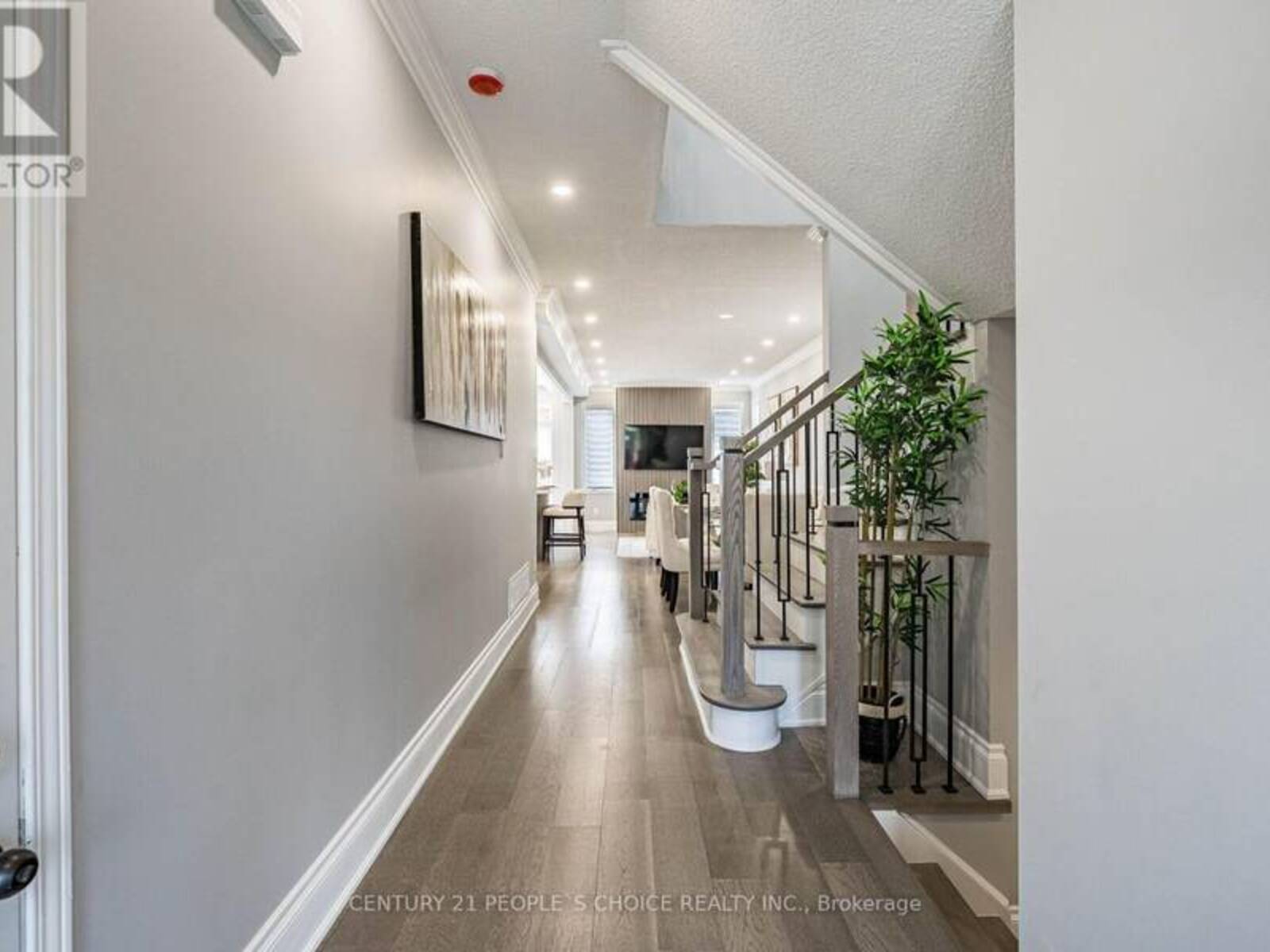 211 WILDBERRY CRESCENT, Vaughan, Ontario L4H 2H7