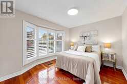 2080 PELEE BOULEVARD | Oakville Ontario | Slide Image Eighteen