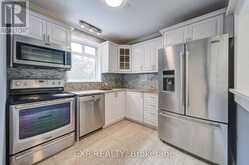 167 TAYLOR MILLS DRIVE N | Richmond Hill Ontario | Slide Image Ten