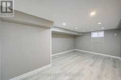 167 TAYLOR MILLS DRIVE N | Richmond Hill Ontario | Slide Image Thirty-five