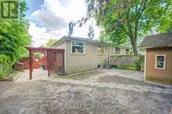 167 TAYLOR MILLS DRIVE N | Richmond Hill Ontario | Slide Image Forty-nine