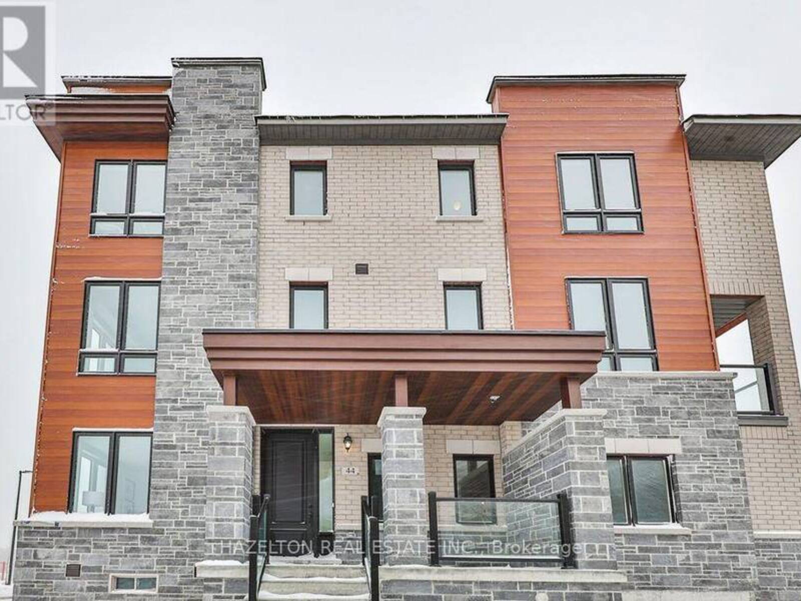 44 DOCKSIDE WAY, Whitby, Ontario L1N 0M6