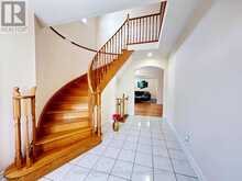 983 WRENWOOD DRIVE | Oshawa Ontario | Slide Image Three
