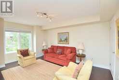 621 BUDGEON COMMON | Burlington Ontario | Slide Image Nineteen