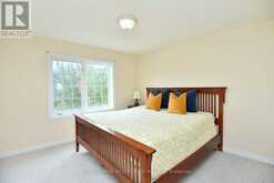 621 BUDGEON COMMON | Burlington Ontario | Slide Image Twenty-six