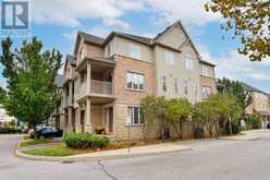 621 BUDGEON COMMON | Burlington Ontario | Slide Image Thirty-four
