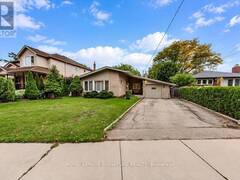 10 BEAVER BEND CRESCENT Toronto Ontario, M9B 5P8