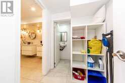 10 BEAVER BEND CRESCENT | Toronto Ontario | Slide Image Forty